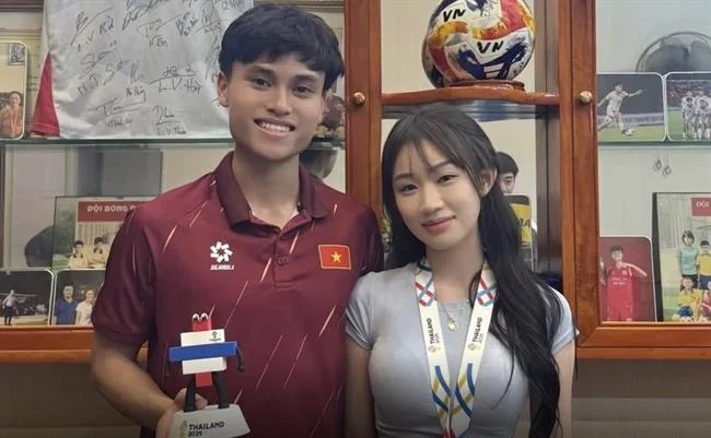 Hỗ trợ khách hàng fcb8 nhà cái